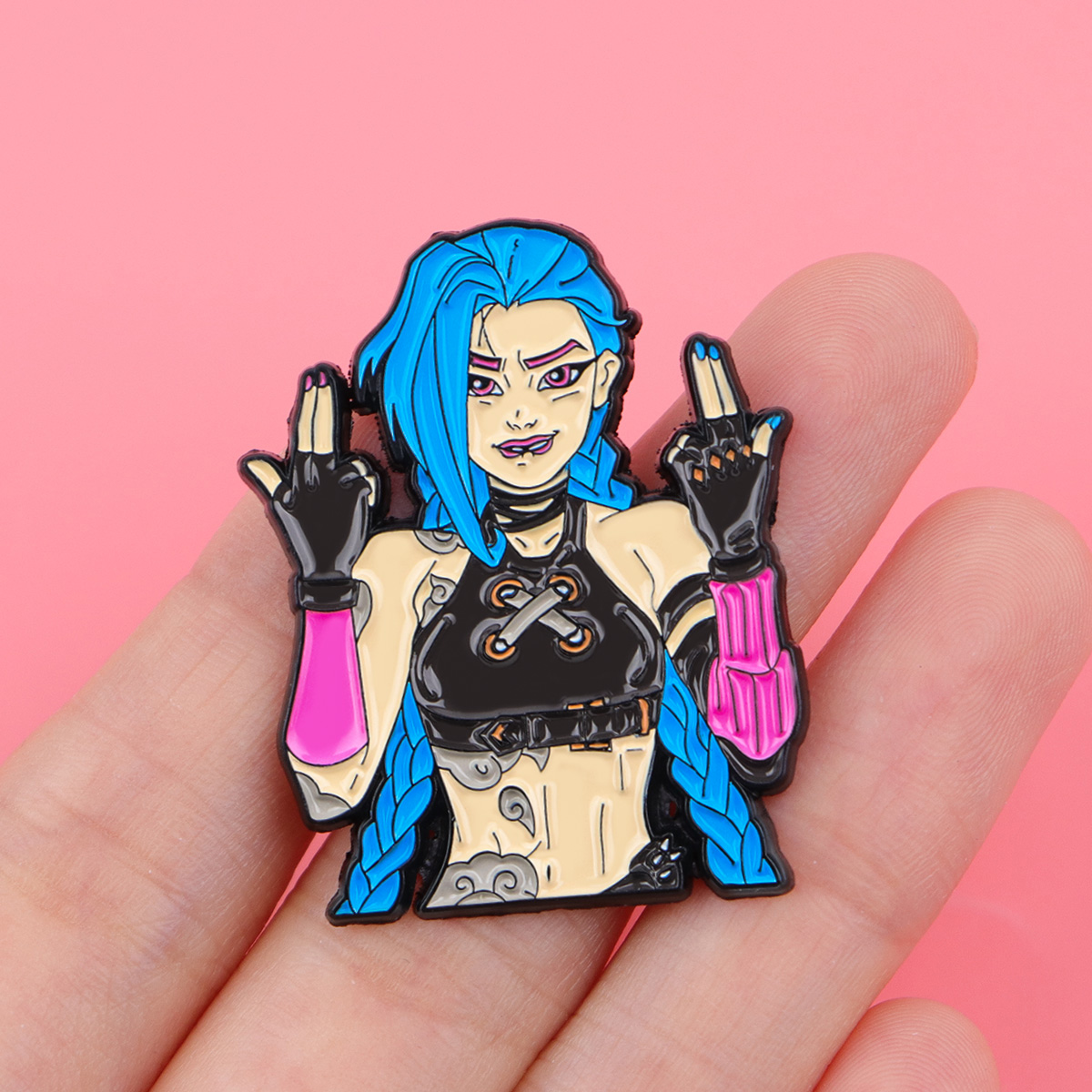 Anime Villain Character Enamel - Anime Cosplay Girlfriend 评论和价格